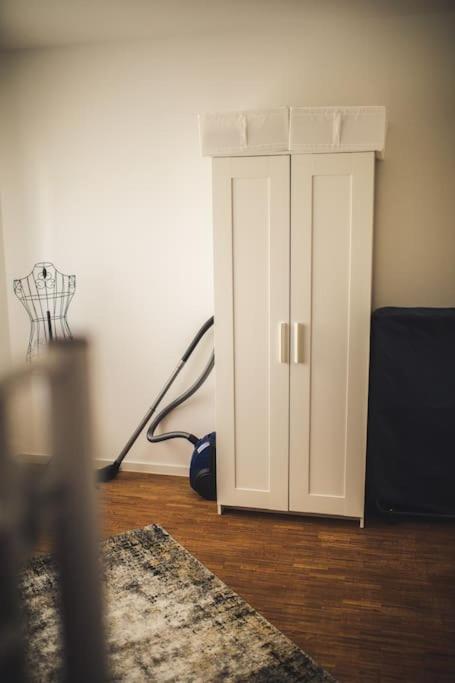 Wunderschoene Neue 3,5 Zimmerwohnung Naehe Kassel Bis 4 Erwachsene 3 Kinder Fuldatal 외부 사진