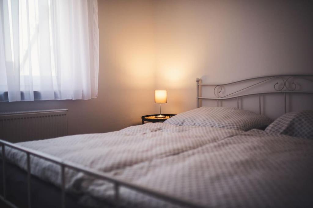 Wunderschoene Neue 3,5 Zimmerwohnung Naehe Kassel Bis 4 Erwachsene 3 Kinder Fuldatal 외부 사진