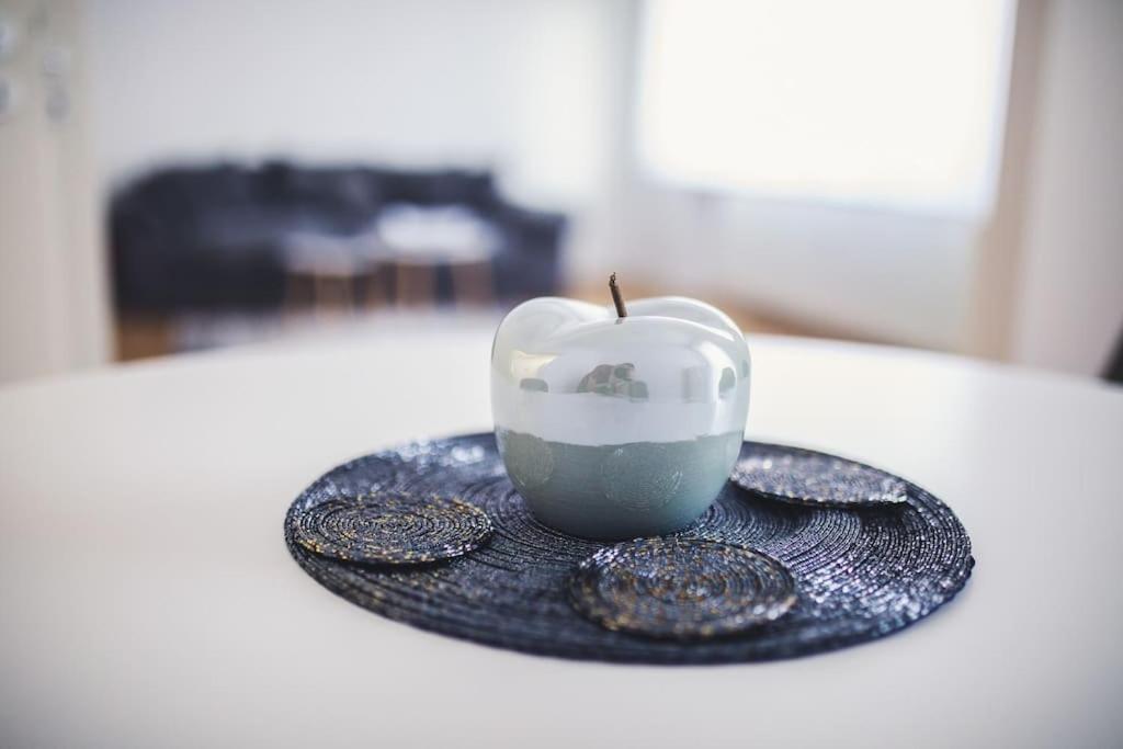 Wunderschoene Neue 3,5 Zimmerwohnung Naehe Kassel Bis 4 Erwachsene 3 Kinder Fuldatal 외부 사진